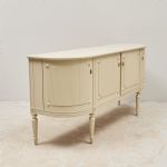 1572 8240 Sideboard